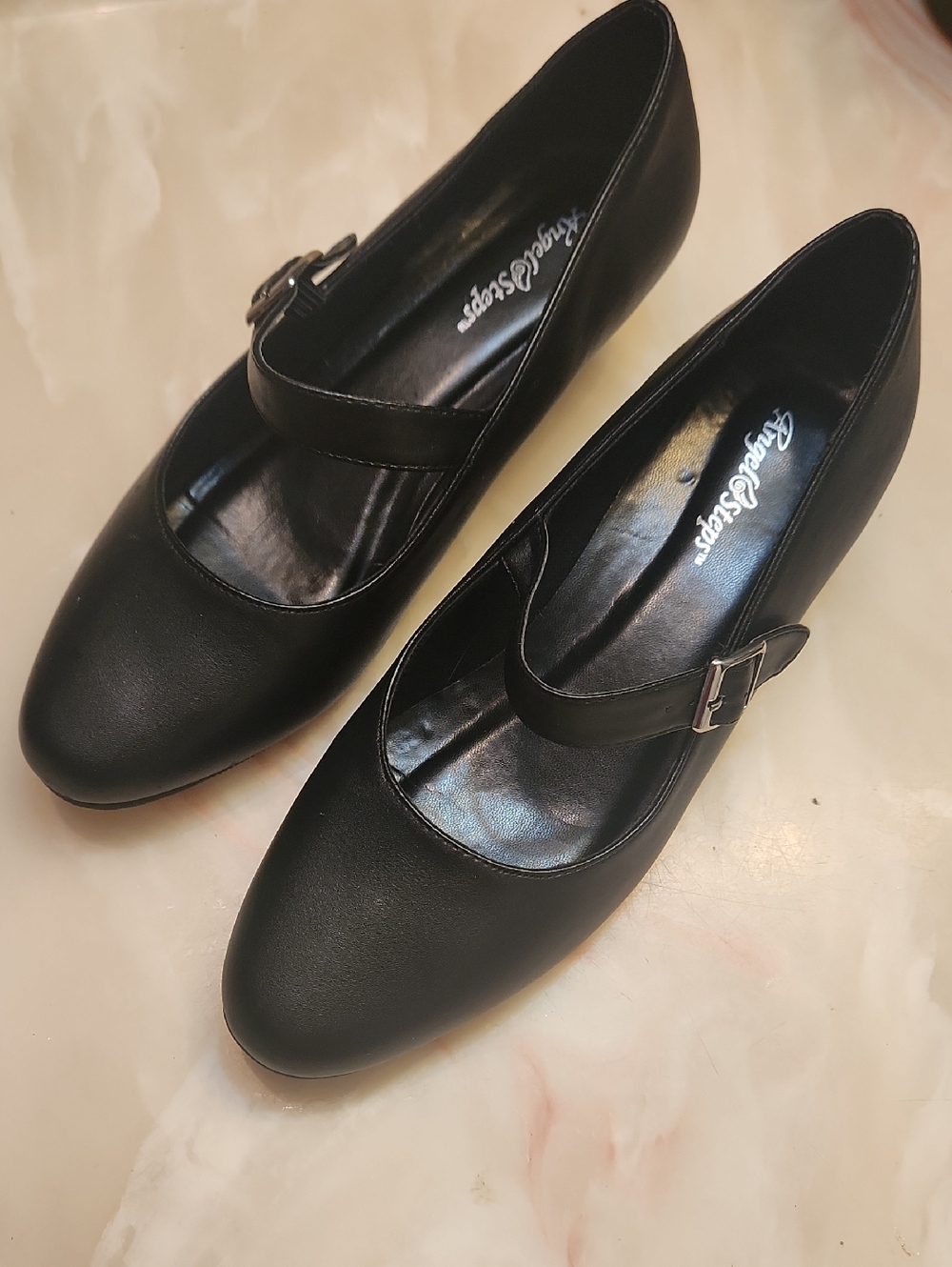 Black Mary Jane Flats with Buckle — Women's Everyday Comfort